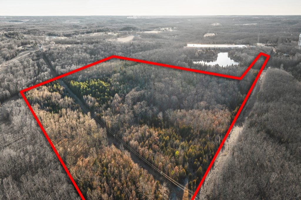 31.6 acres of land for sale in Cuba Missouri aerial view