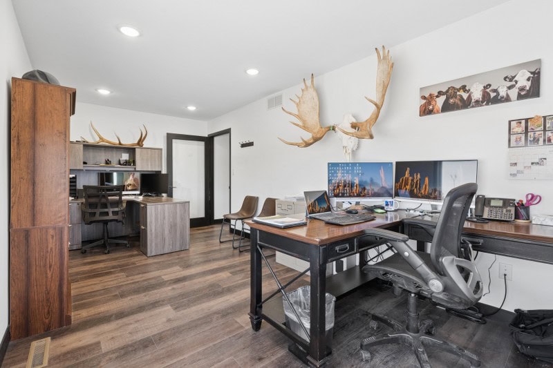 Modern office space inside Washington Iowa commercial property for sale